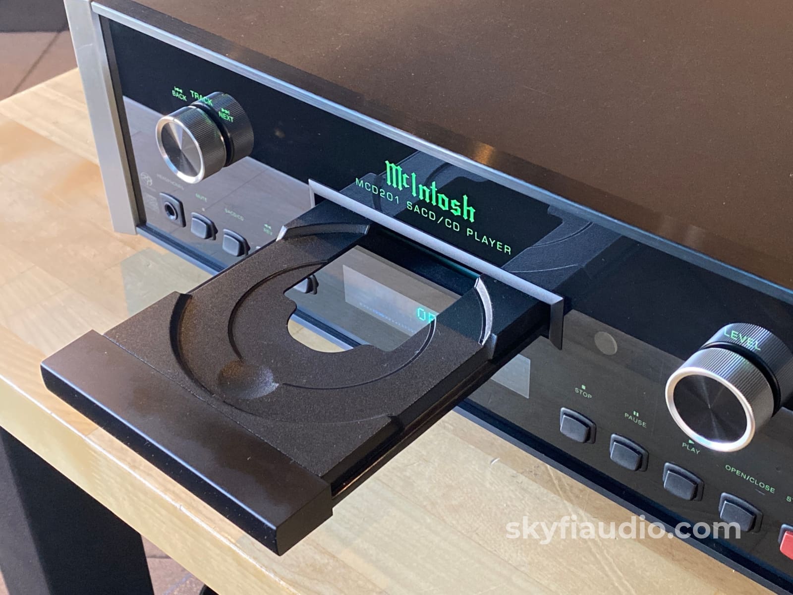 Mcintosh Mcd201 Sacd/Cd Player - Complete Set Near Perfect Cd + Digital