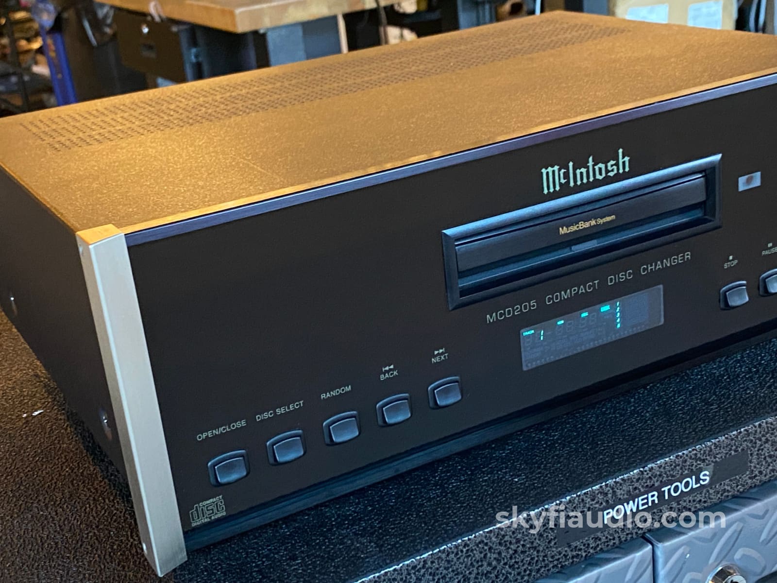 Mcintosh Mcd205 Five Disc Cd Changer + Digital