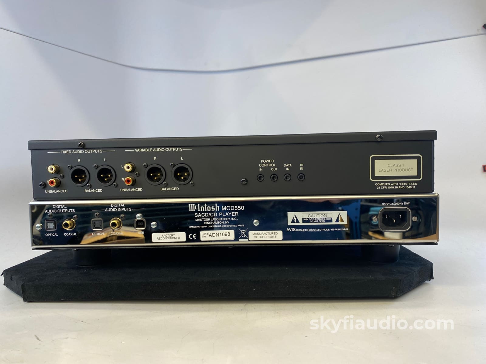 Mcintosh Mcd550 Sacd/Cd Player And Dac - Four 32-Bit/192Khz Dacs Per Channel! Cd + Digital