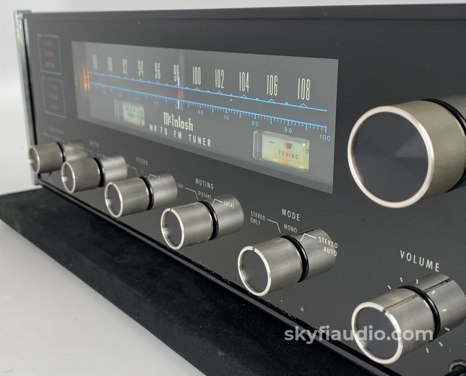 Mcintosh Mr78 Analog Tuner - The Best From