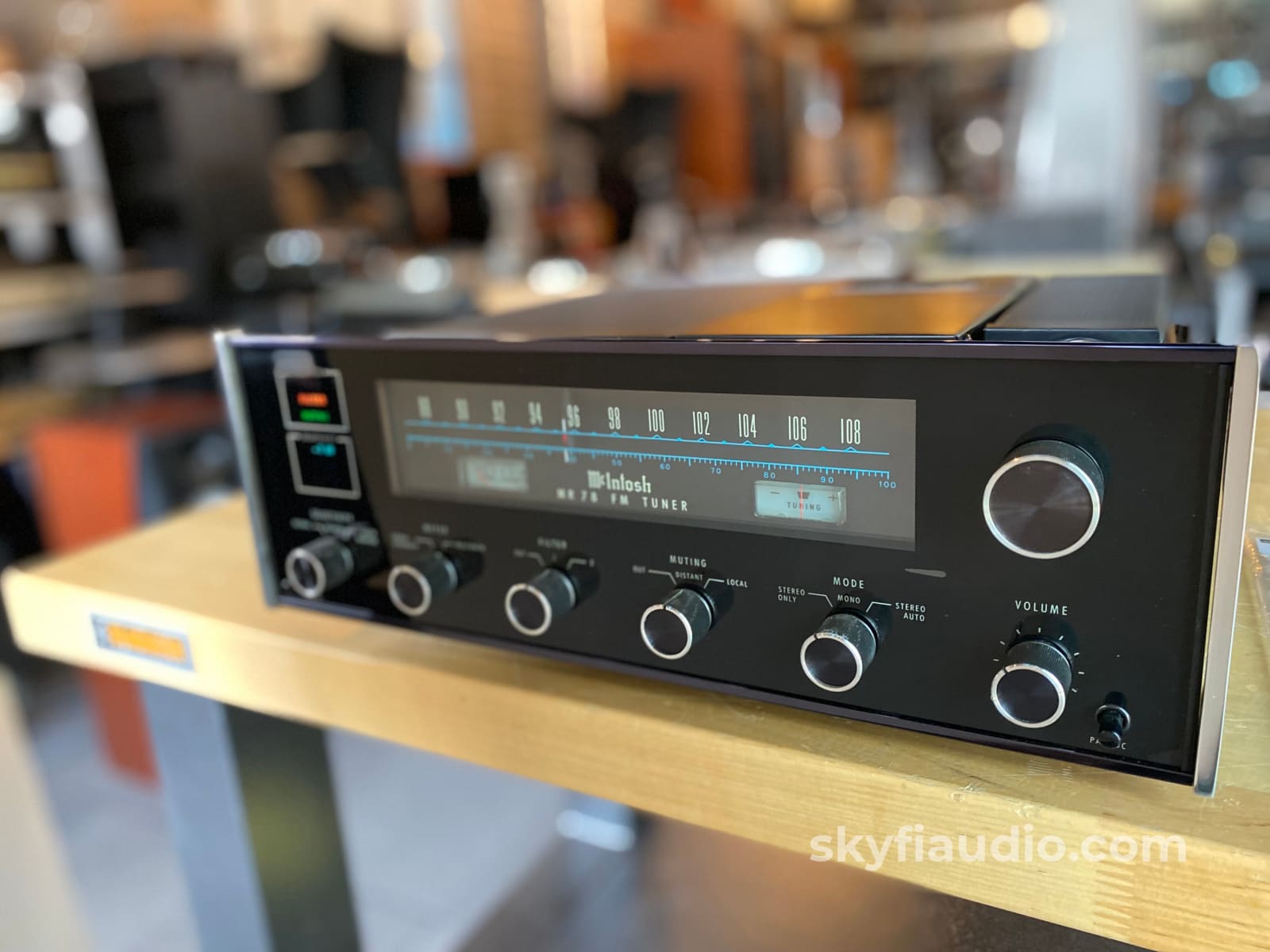 Mcintosh Mr78 Analog Tuner - The Best From
