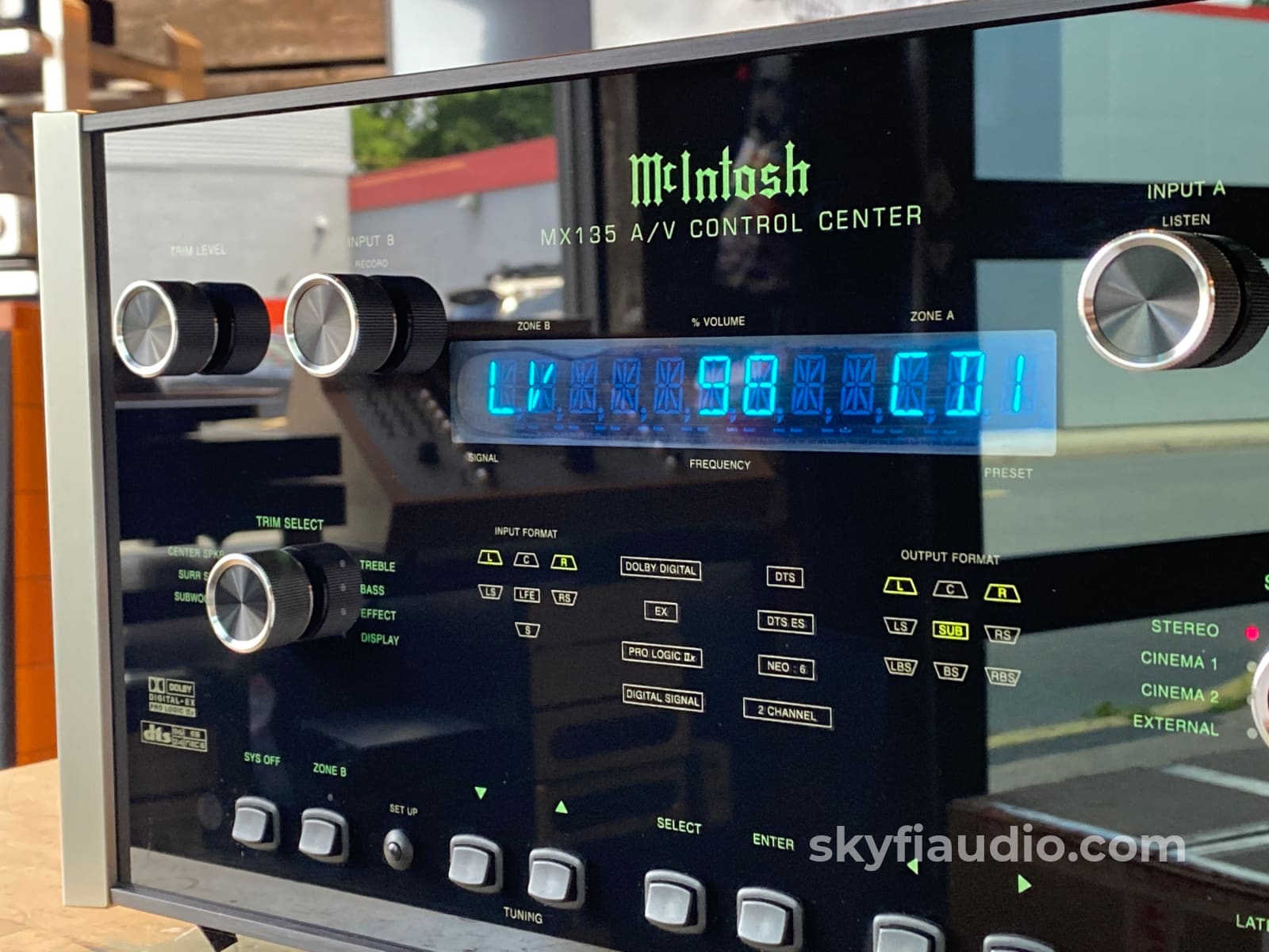 Mcintosh Mx135 Home Theater Pre/Processor With Remote Preamplifier