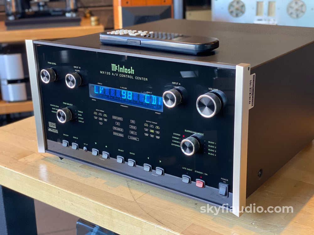 McIntosh MX135 Home Theater Pre/Processor with Remote
