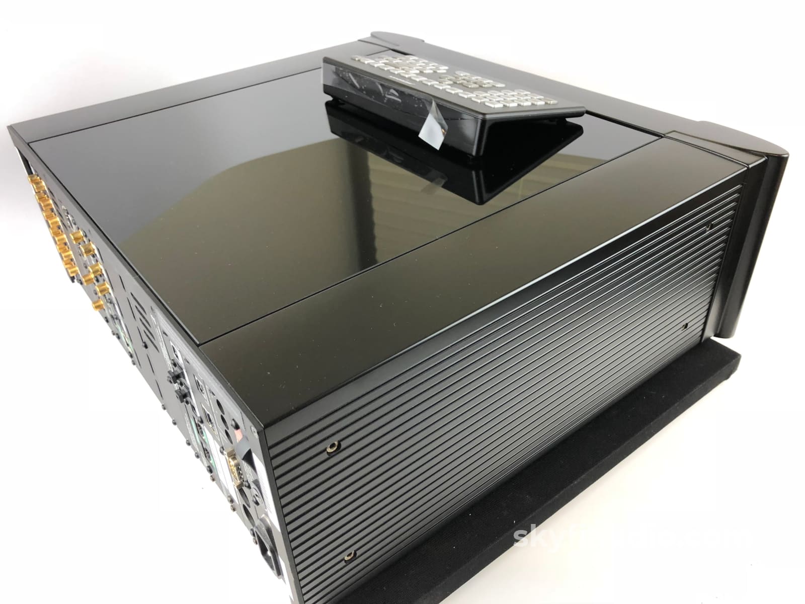 Meridian 818v2 Modular Preamp - Reference Audio Core - Mint Condition ...