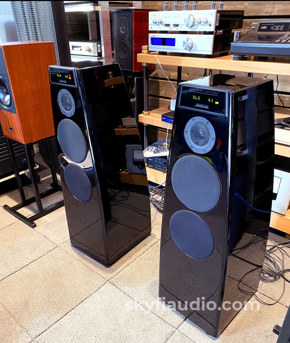 Meridian Dsp5200 Digital Active Speakers With Upgrades And Cartons $15 000 Msrp