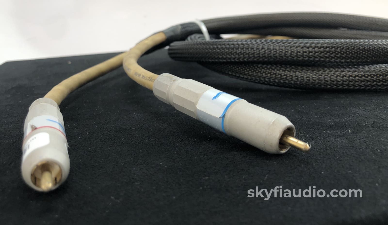 Mit (Music Interface Technologies) Mi-330 Rca Cable - 1 Meter (1 Of 2) Cables
