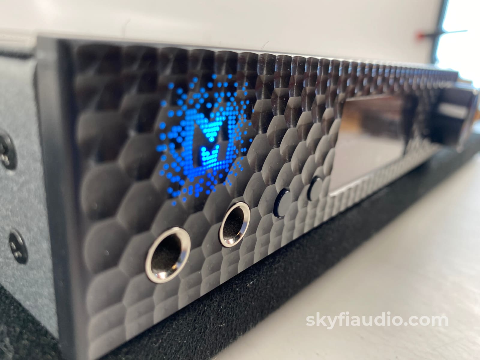 Mytek Brooklyn Dac + (Headphone Amp Streamer/Dac And Phono Pre) Cd Digital