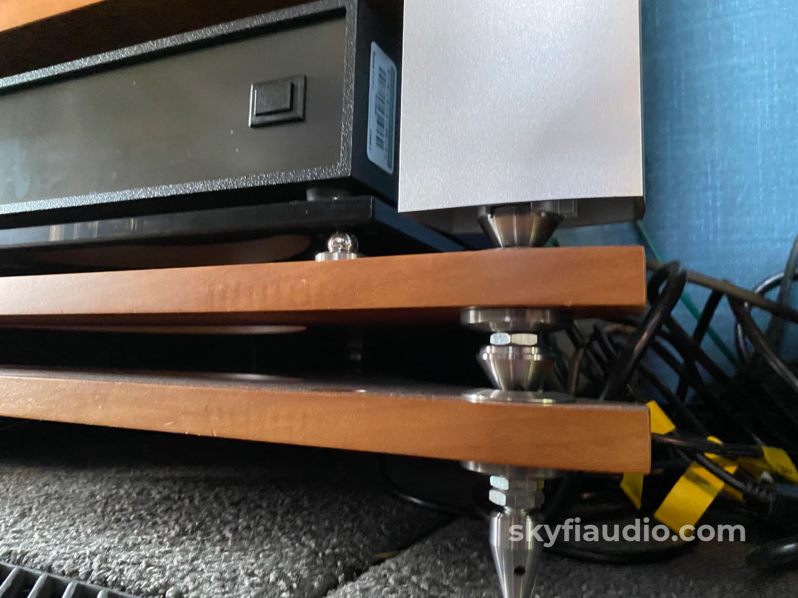 Naim Audio FRAIM System Rack - 7 Shelves in a Cherry Finish – SkyFi Audio