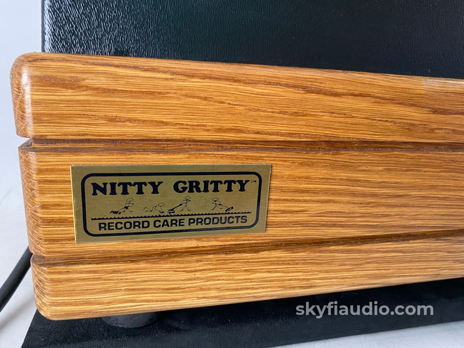 Nitty Gritty 2.5Fi Record Cleaner W/Solid Oak Cabinet Upgrade Accessory