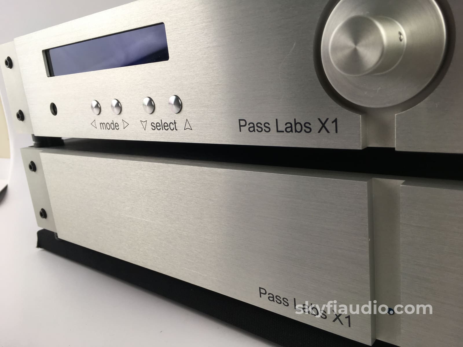 Pass Labs X-1 Two Piece Preamp Complete & Perfect Freshly Serviced By Preamplifier