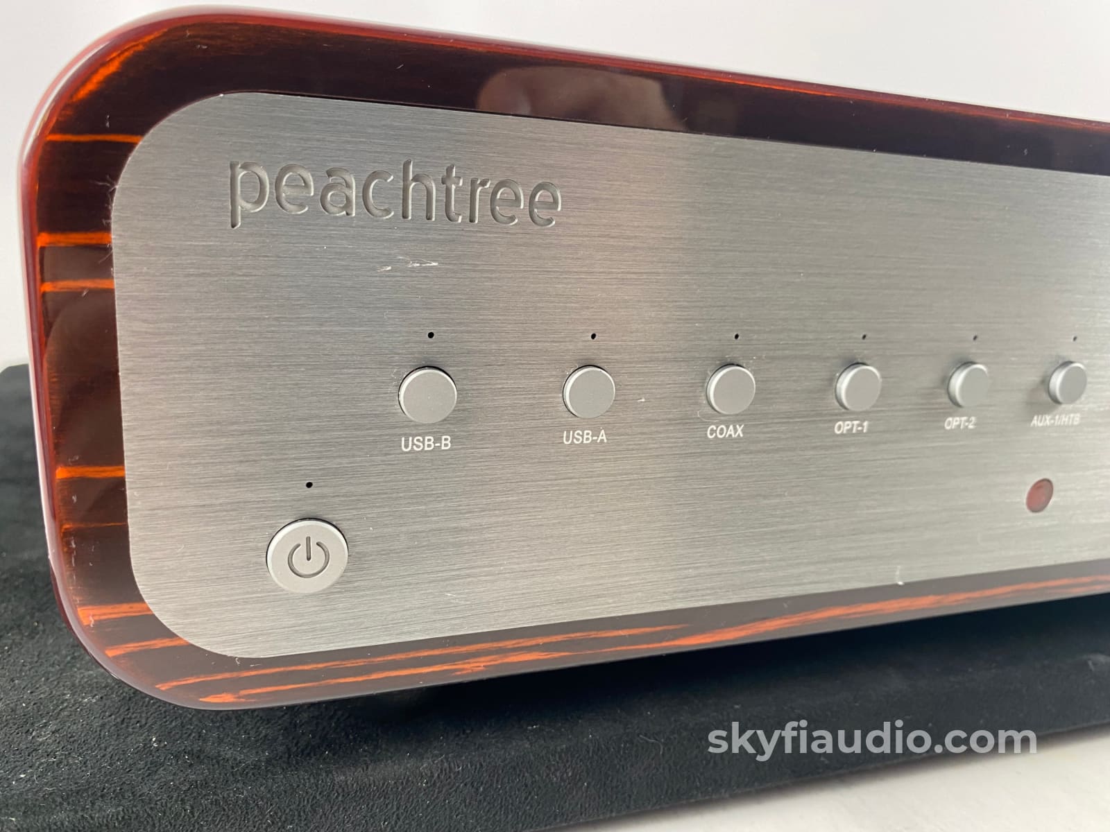 Peachtree Nova150 Integrated Amplifier With Reference Sabre Dac