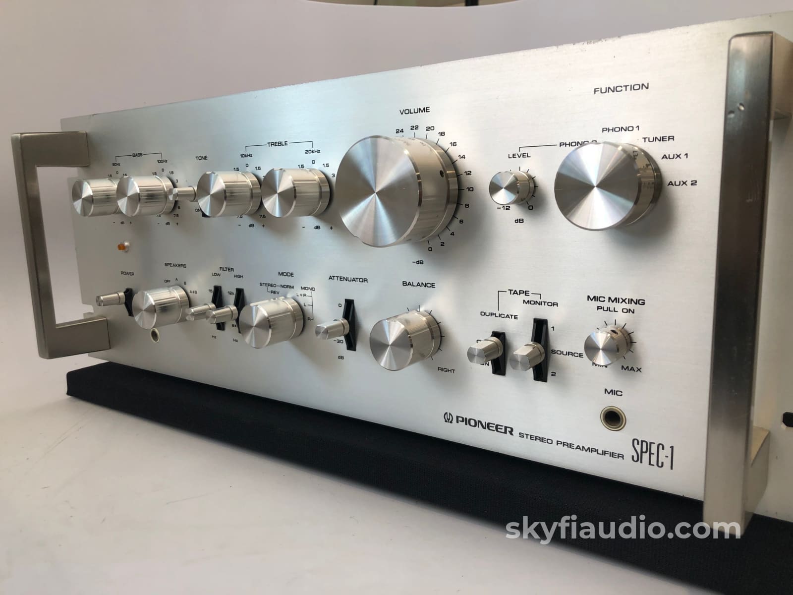 Pioneer Spec-1 Vintage Solid State Stereo Preamp With Phono - 110V/220V Version (A) Preamplifier