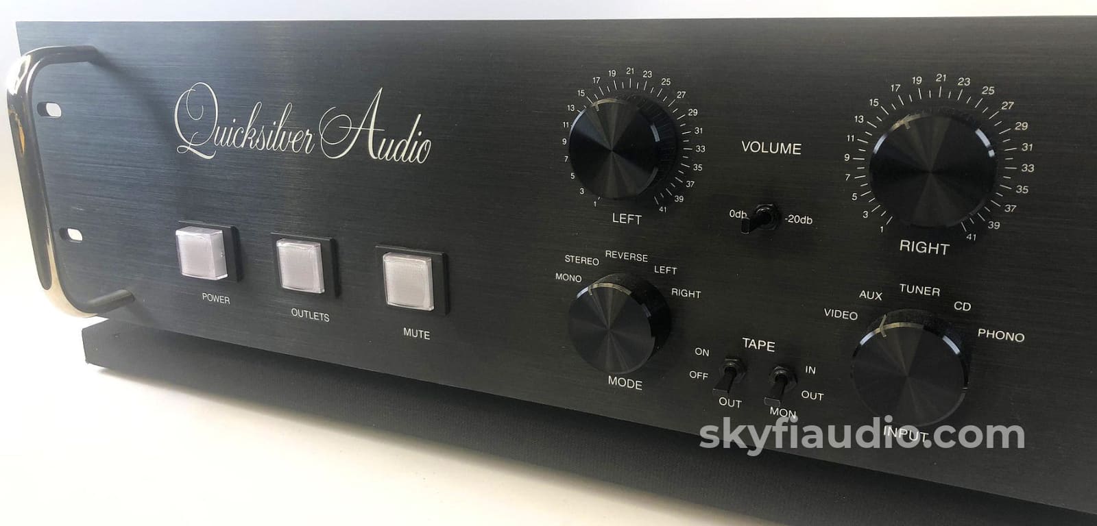 Quicksilver Audio Tube Preamp With Built In Phono Stage - Rare And Mint Preamplifier
