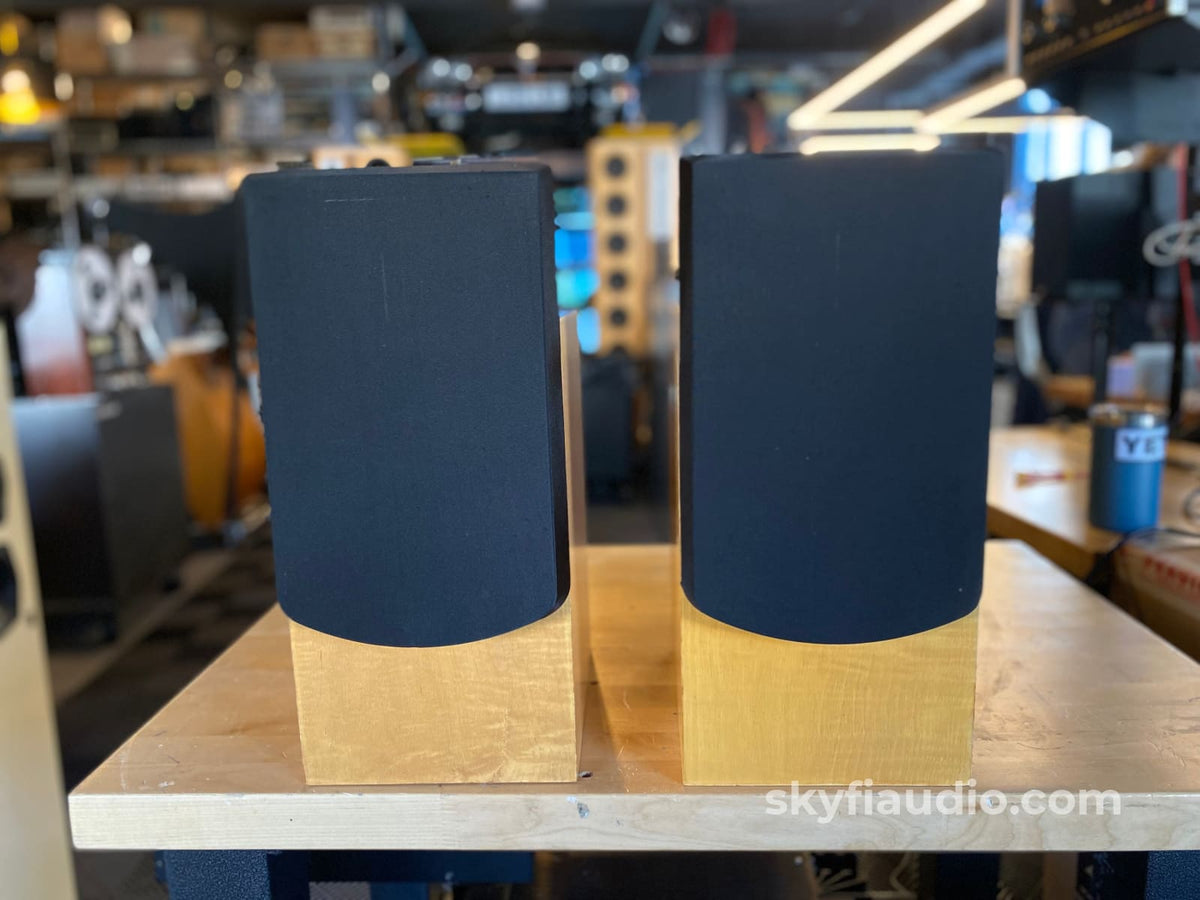 Red Rose Music R3 Ribbon Bookshelf Speakers (Mark Levinson)