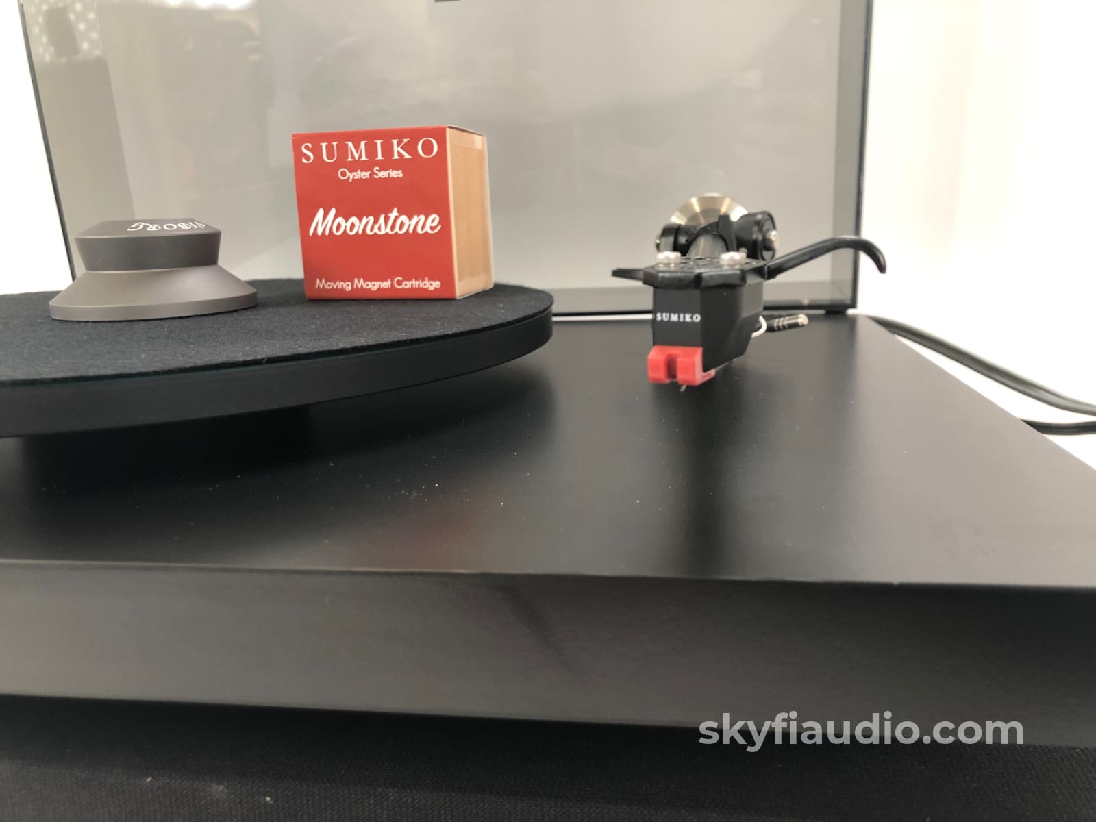 Rega Planar 3 (P3) Iconic Turntable With New Sumiko Cartridge