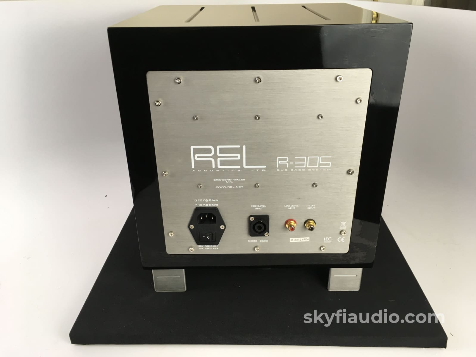 Rel Acoustics R-305 10 Subwoofer Speakers