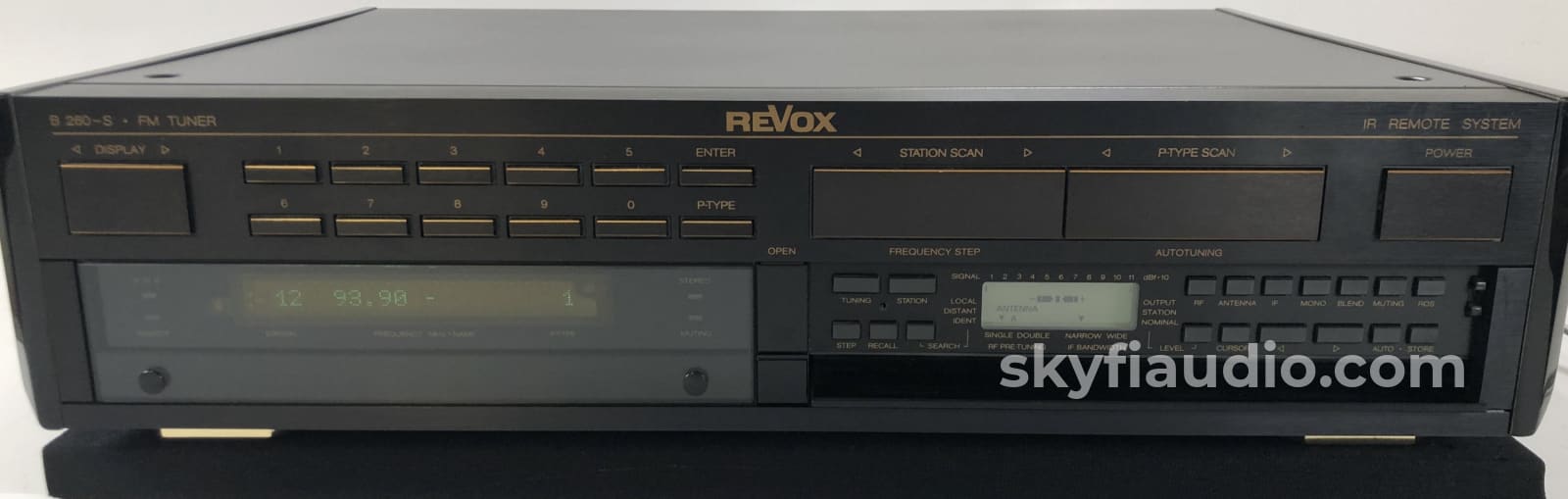 Revox B260-S Fm Stereo Tuner In The Original Box