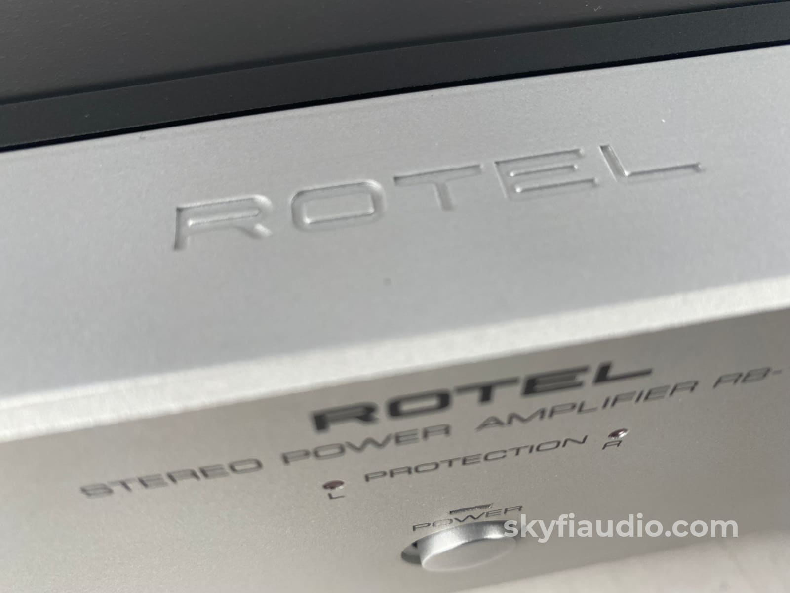 Rotel Rb-1092 Stereo Amplifier Fully Tested 500 Watts Rms @ 8 Ohms