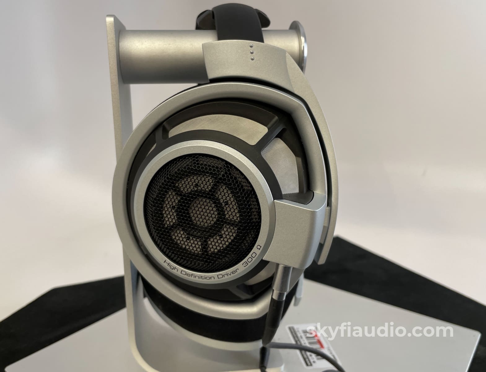 Sennheiser Hd800 Dynamic Reference Headphones - Super Clean