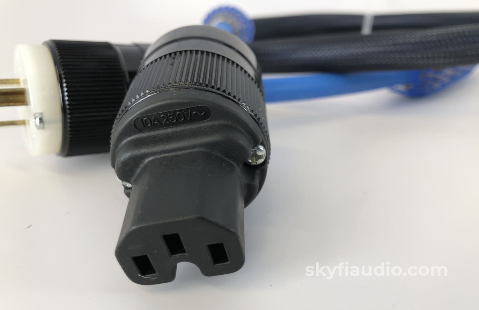 Siltech Cables - Like New Ruby Hill 15A Power Cable 1M (1 Of 3)