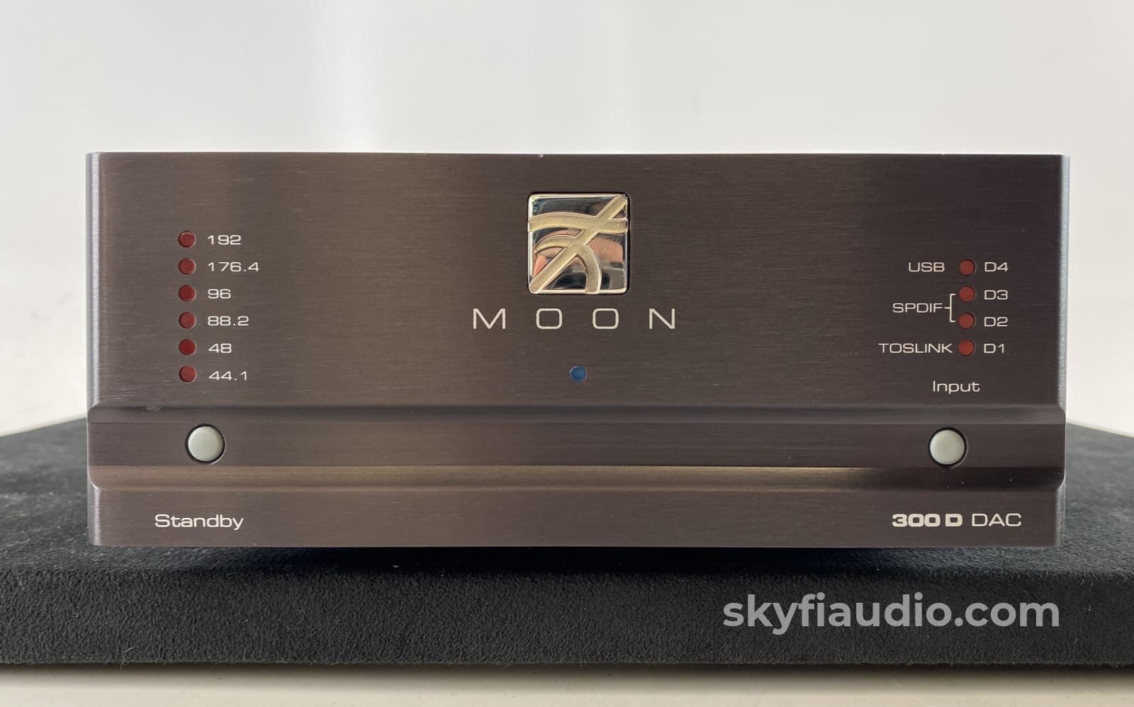 Simaudio Moon 300D Digital-To-Analog Converter (Dac) Cd + Digital
