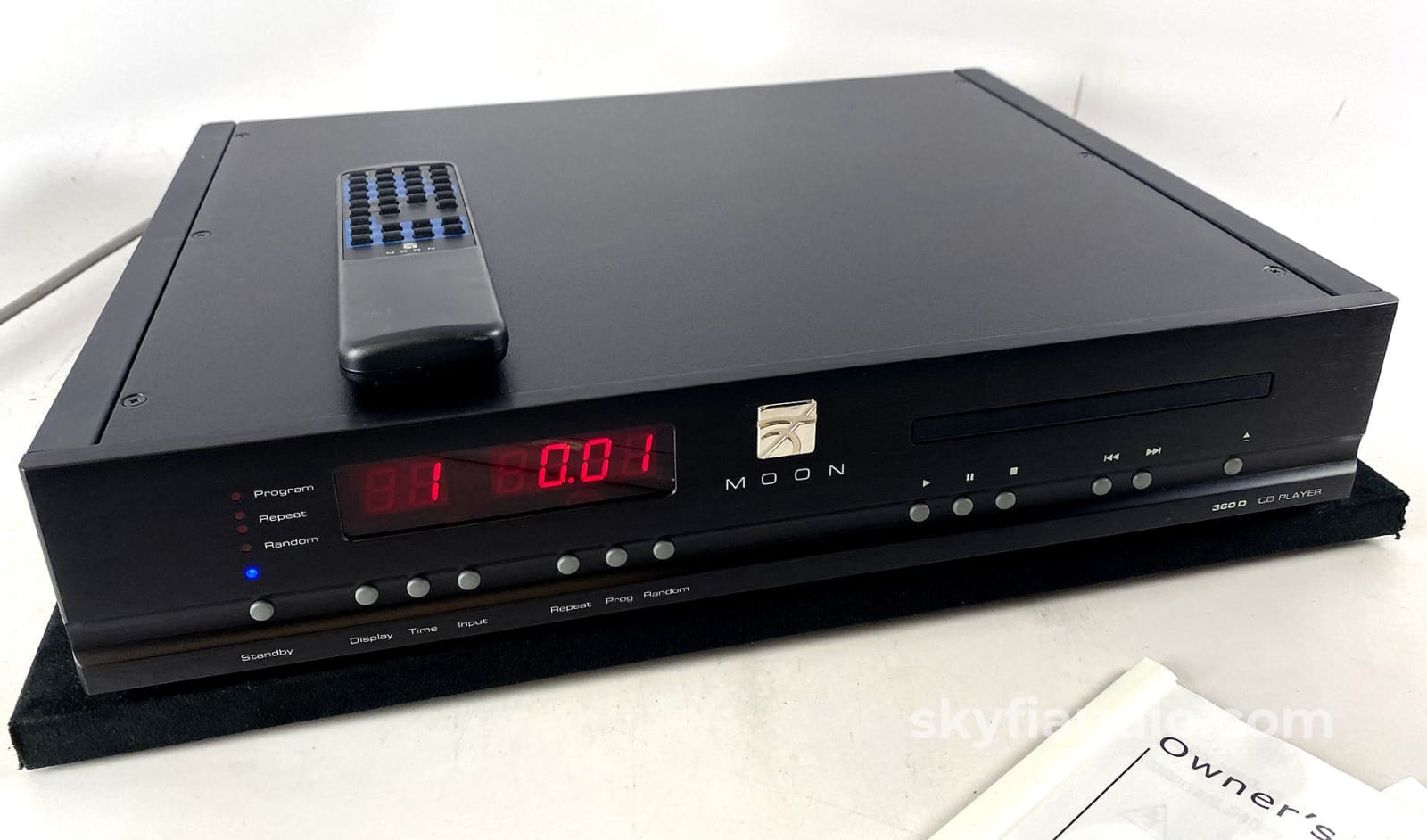 Simaudio Moon 360D - Upsampling 24-Bit/1.411Mhz Cd Player And Dac With Remote + Digital