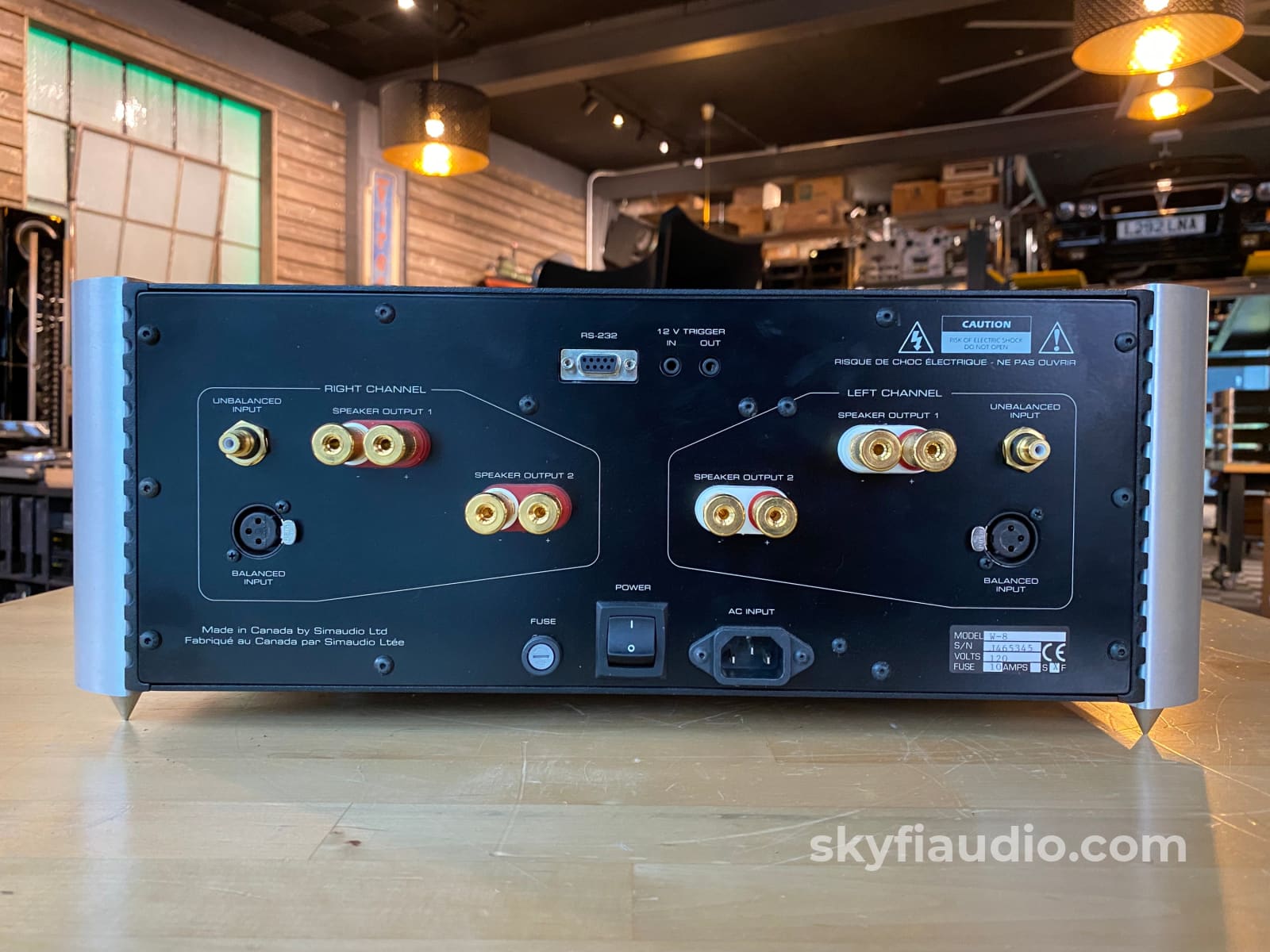 Simaudio Moon Evolution W-8 Flagship Stereo Power Amplifier