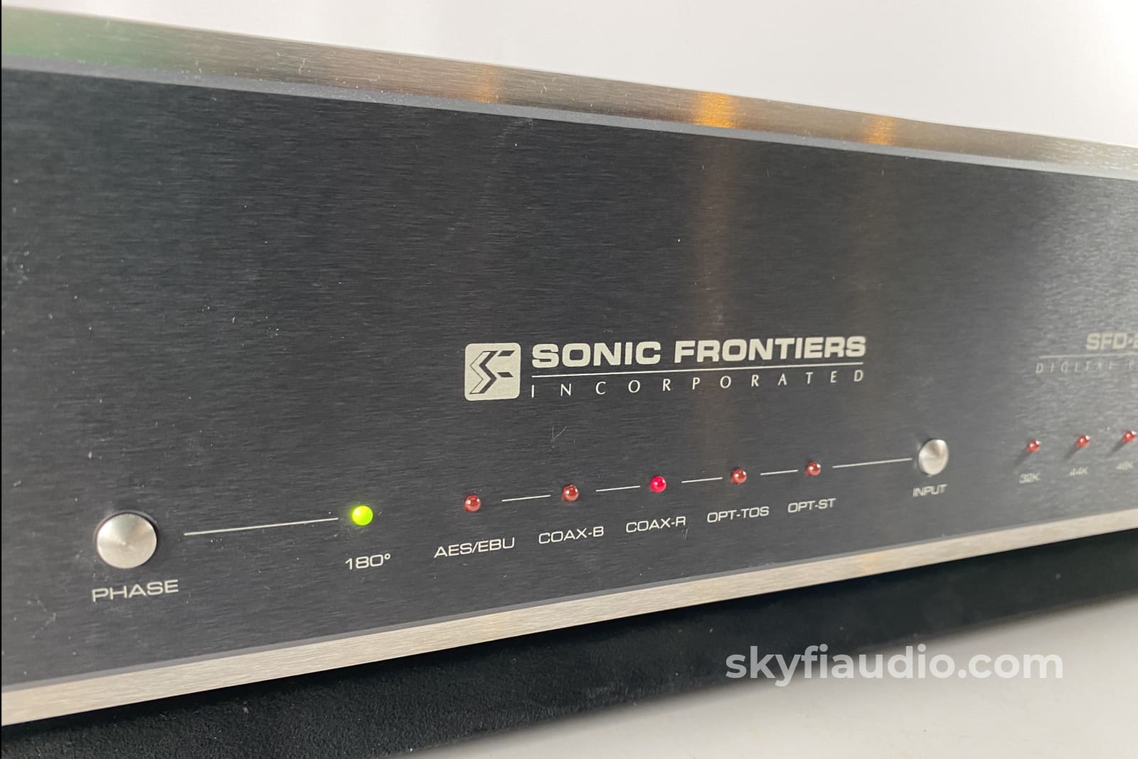 Sonic Frontiers Sfd-2 Mkii Vintage Tube Dac With Hdcd Full Skyfi Restoration Cd + Digital