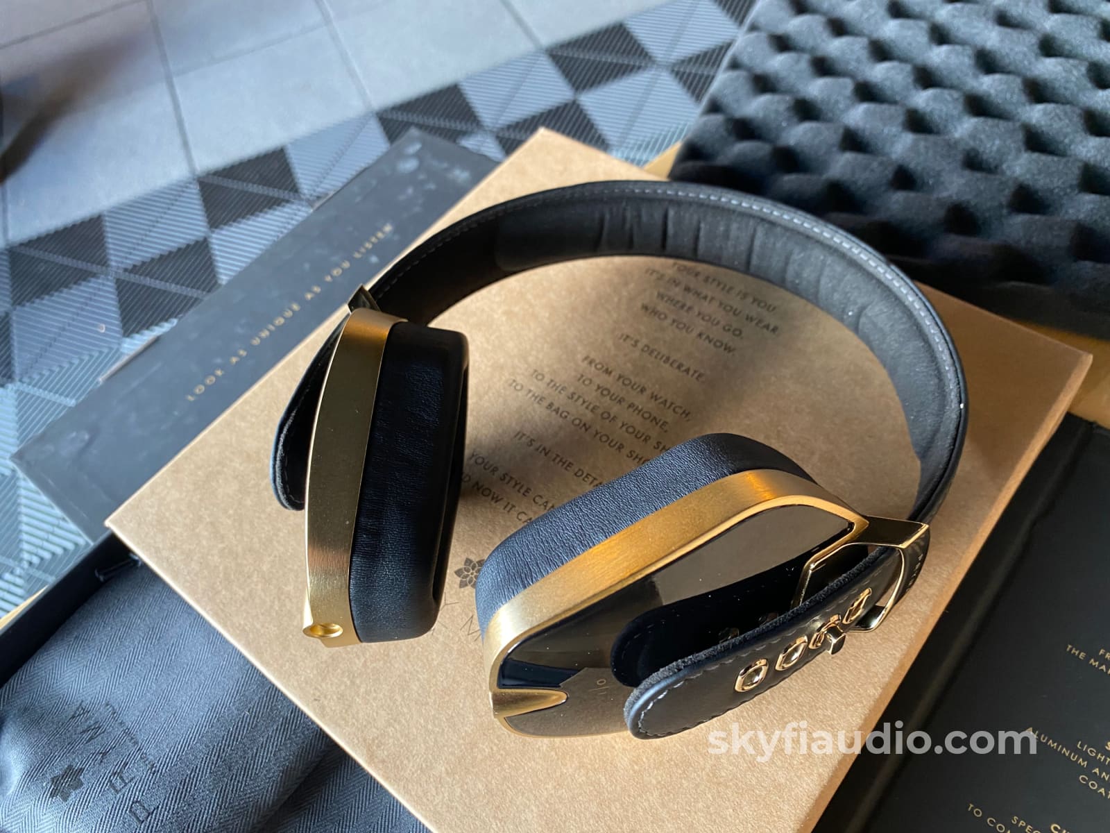 Sonus Faber Pryma Headphones - NOS (New Old Stock)