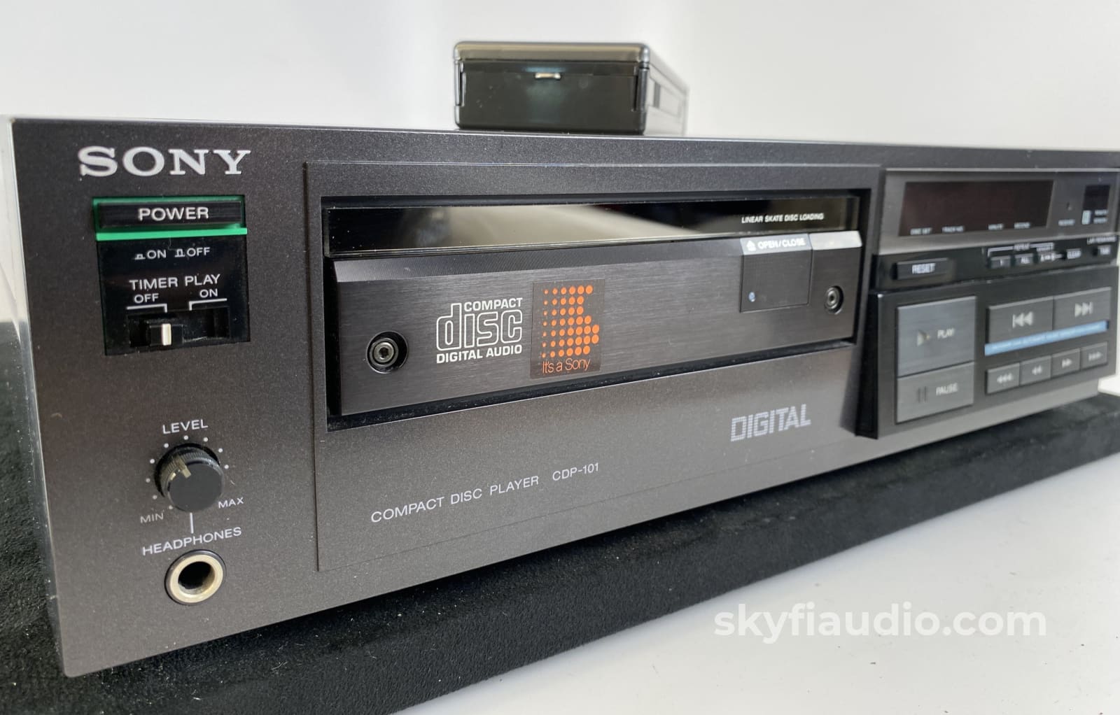 Sony Cdp-101 Worlds First Cd Player - A Piece Of Audio History And Working Perfectly + Digital