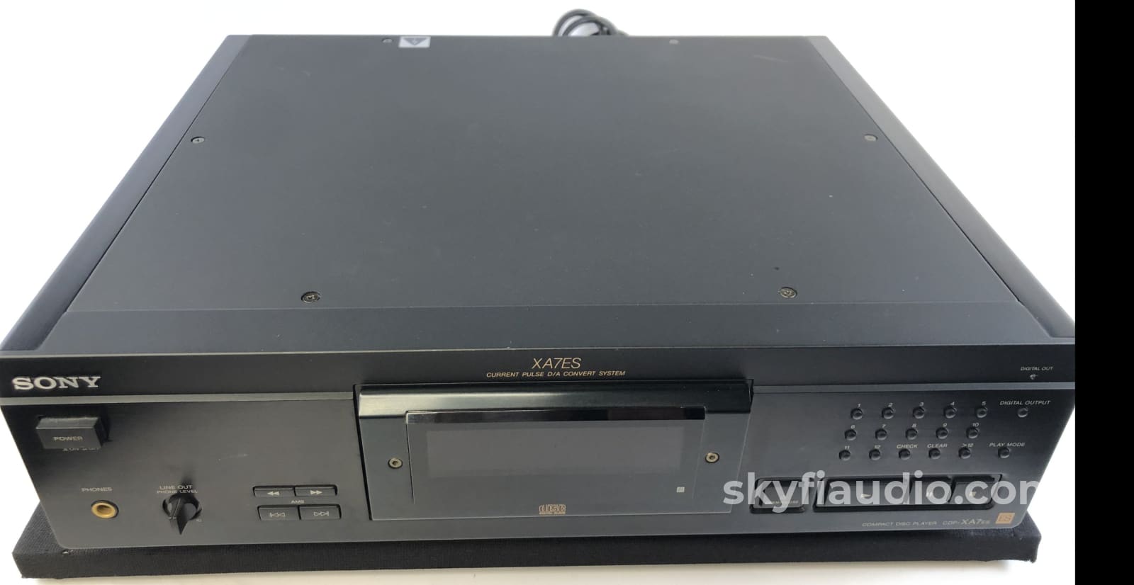 Sony CDP-XA7ES CD Player - One of the Best From The 1990's - With Remo