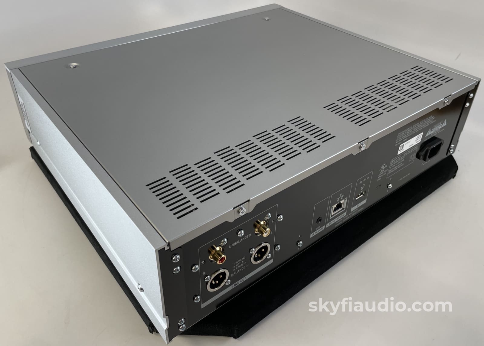 Sony HAP-Z1ES High-Resolution Audio HDD & Network Player - Loaded with
