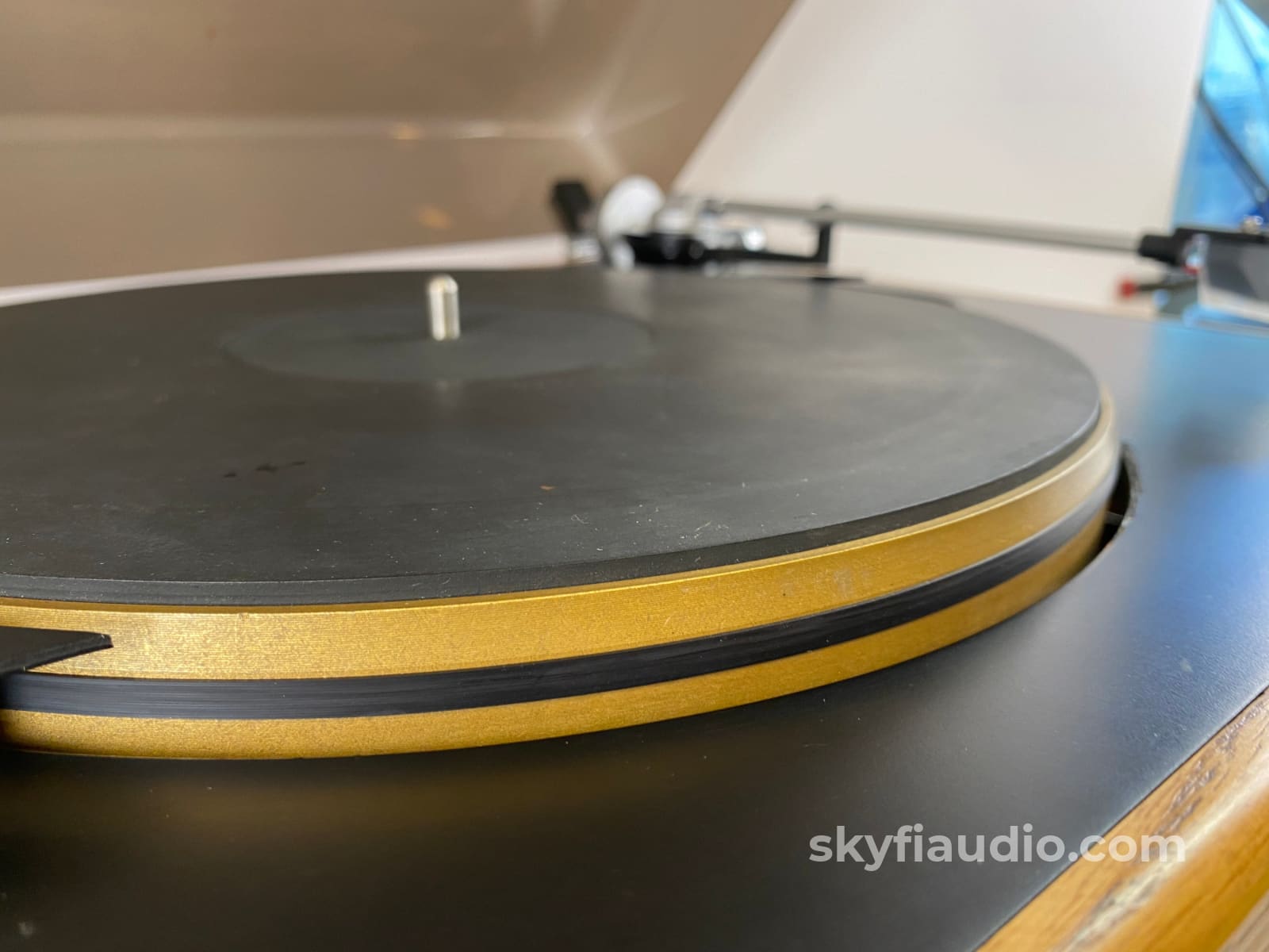 Sota Sapphire Turntable - With A Signet Xk35 Tonearm And New Sumiko Amethyst Cartridge