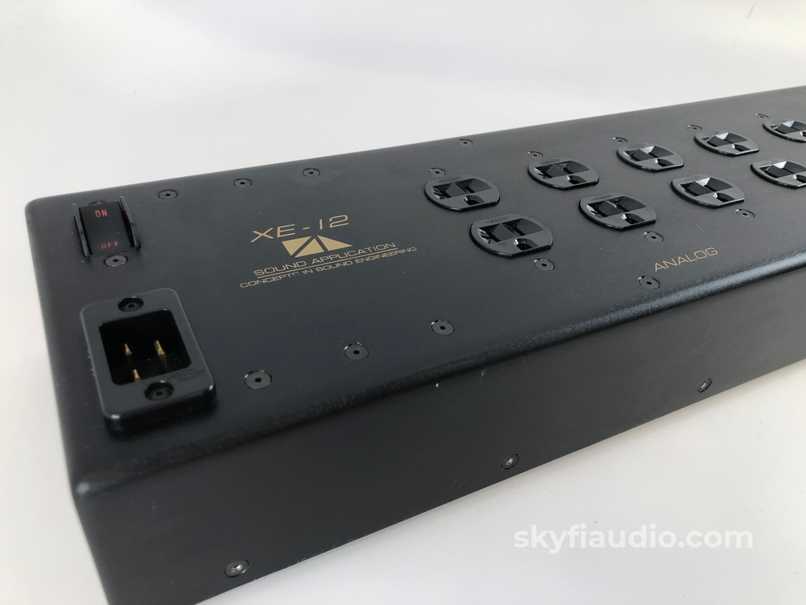 Sound Application Xe-12 Power Conditioner