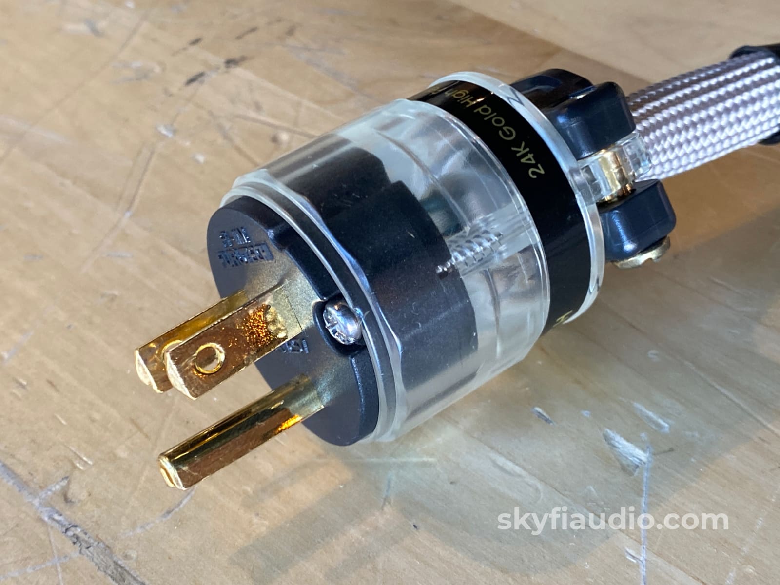 Soundstring Cable Technologies Power W/24K Furutech Connectors - 8Ft Cables