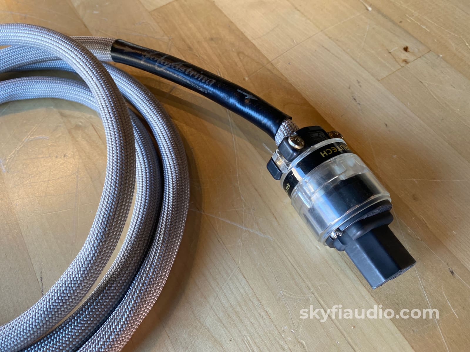 Soundstring Cable Technologies Power W/24K Furutech Connectors - 8Ft Cables