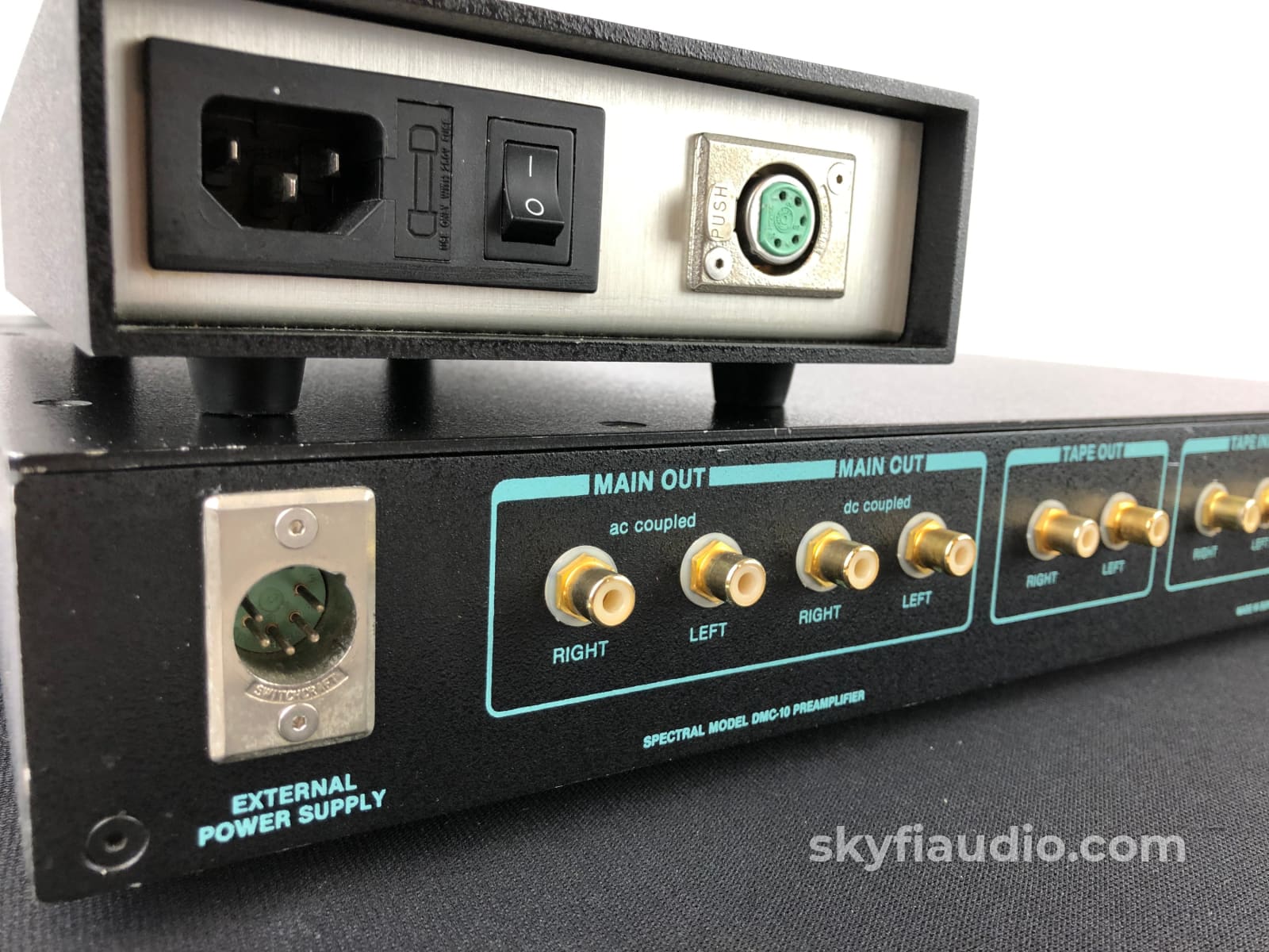 Spectral Dmc-10 Gamma Preamp With Phono Input Amplifier