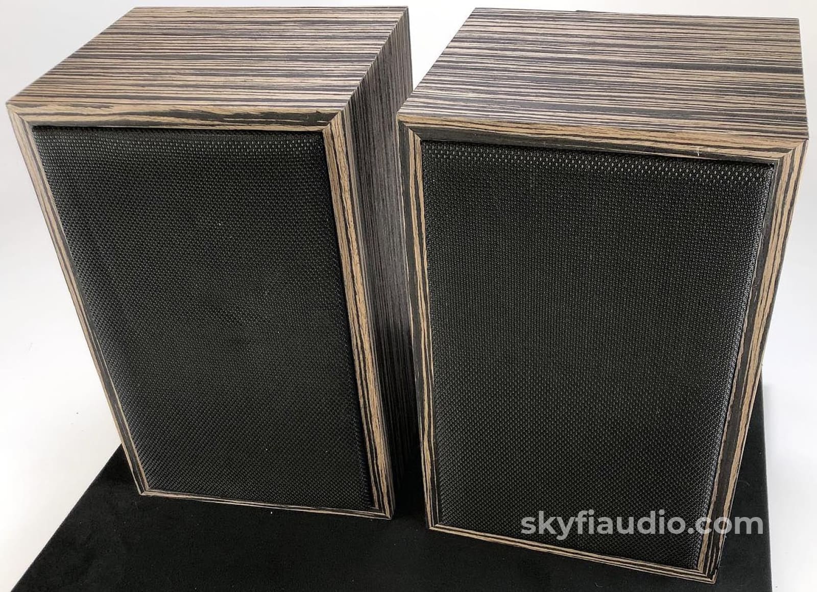 Spendor Ls3/5A Studio Monitor Loudspeaker - In Custom Ebony Cabinets Speakers