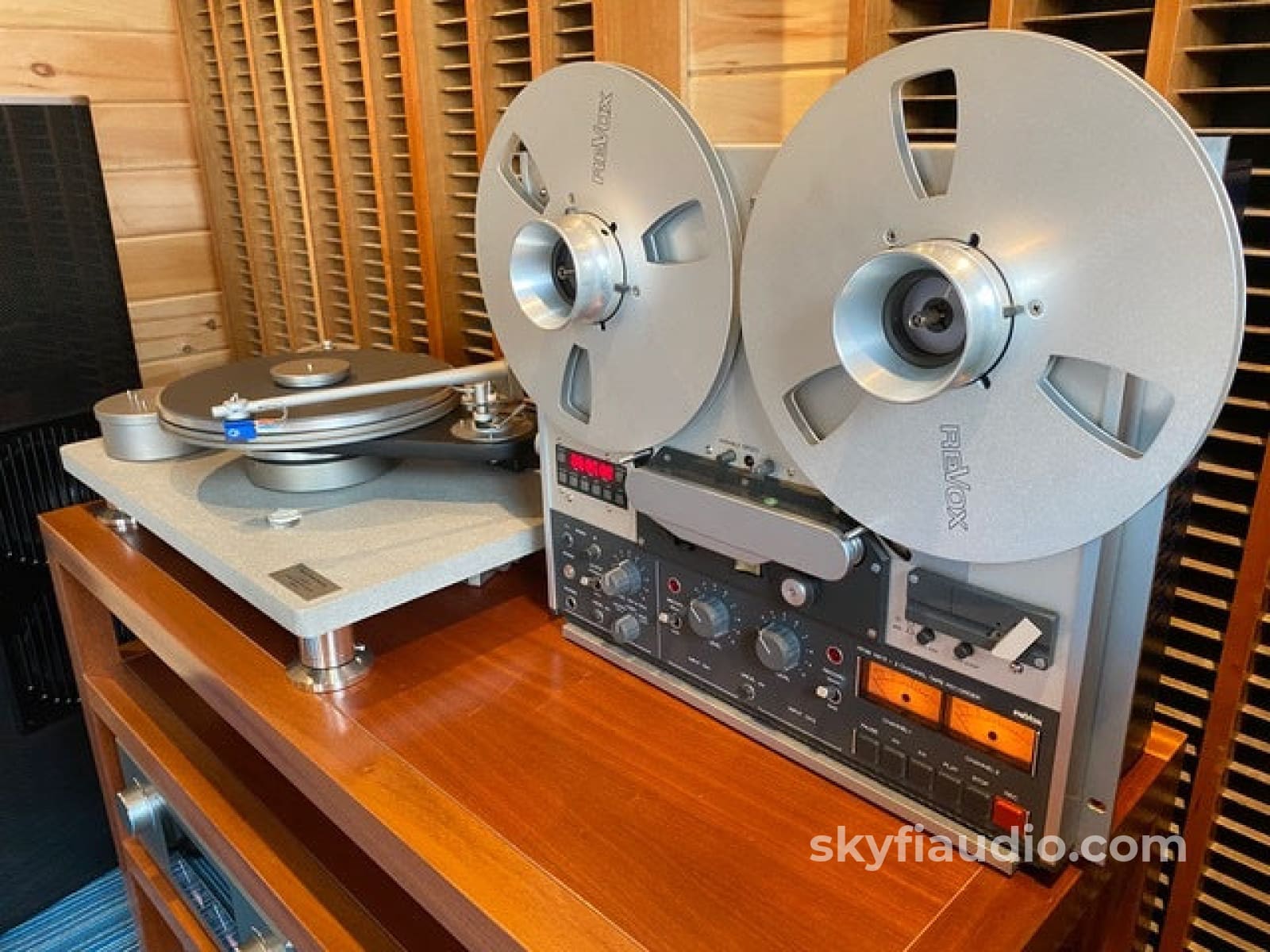 T+A Hifi - Esoteric Modern & Vintage System Skyfi Curated