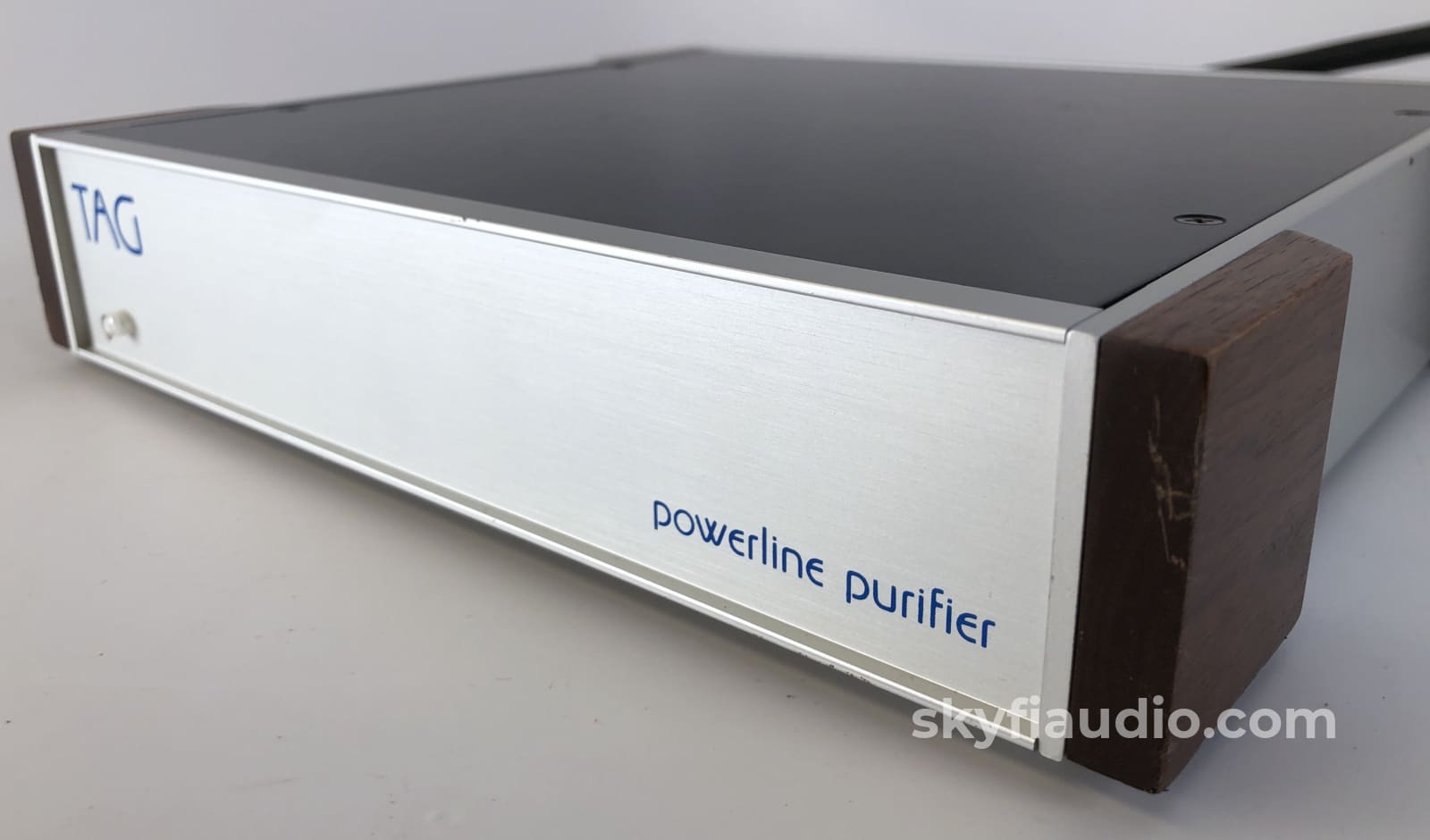 Tag (Technik Avant Garde) Audio Powerline Purifier - Silver Chassis (2 Of 2) Power Conditioner