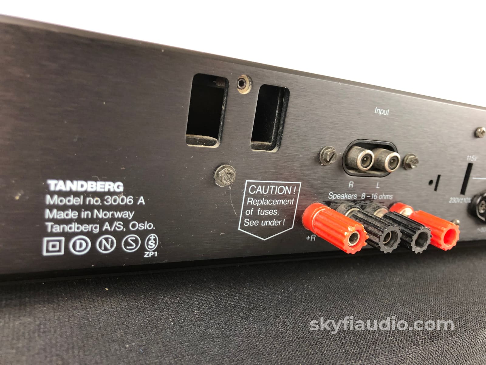 Tandberg Tpa-3006A Solid State Amplifier 2X150W Class-A Made In Norway 120/220V (B)