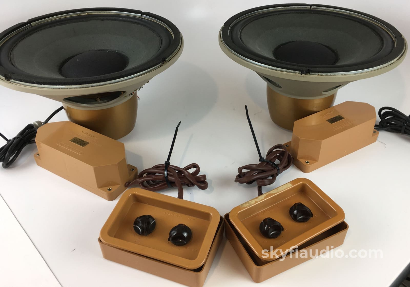 Tannoy 12 Gold Dual Concentric Drivers With Crossovers And Controllers Speakers