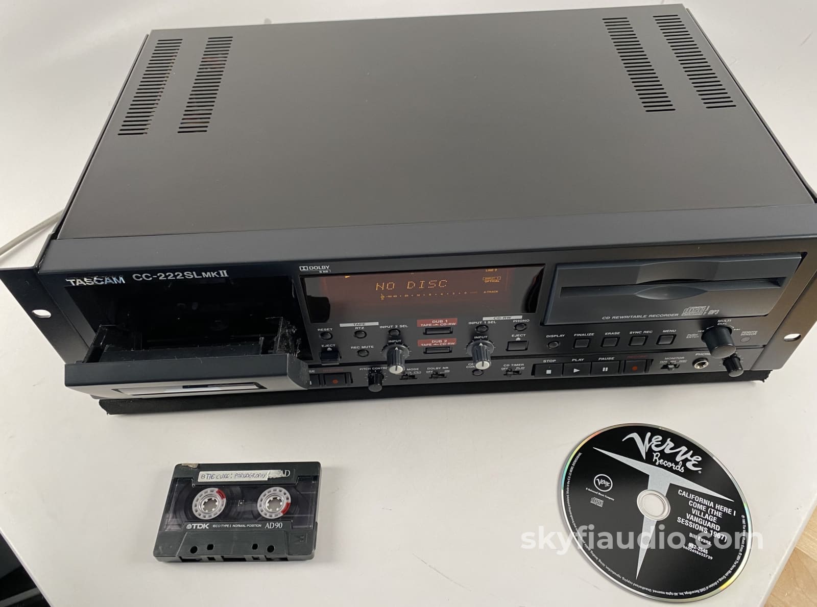 TASCAM CC-222SLMKII - CD Recorder / Cassette Combination Deck