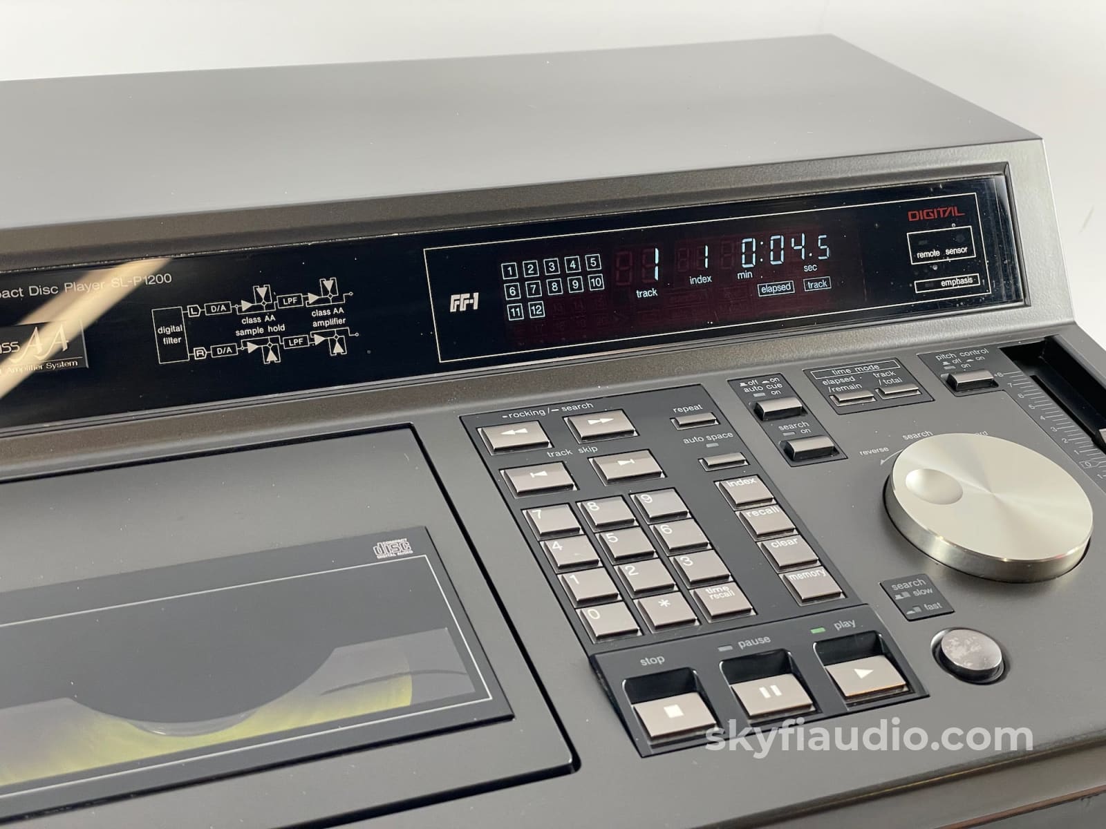 Technics Sl-P1200 Super Rare Broadcast Cd Player Fully Working! + Digital