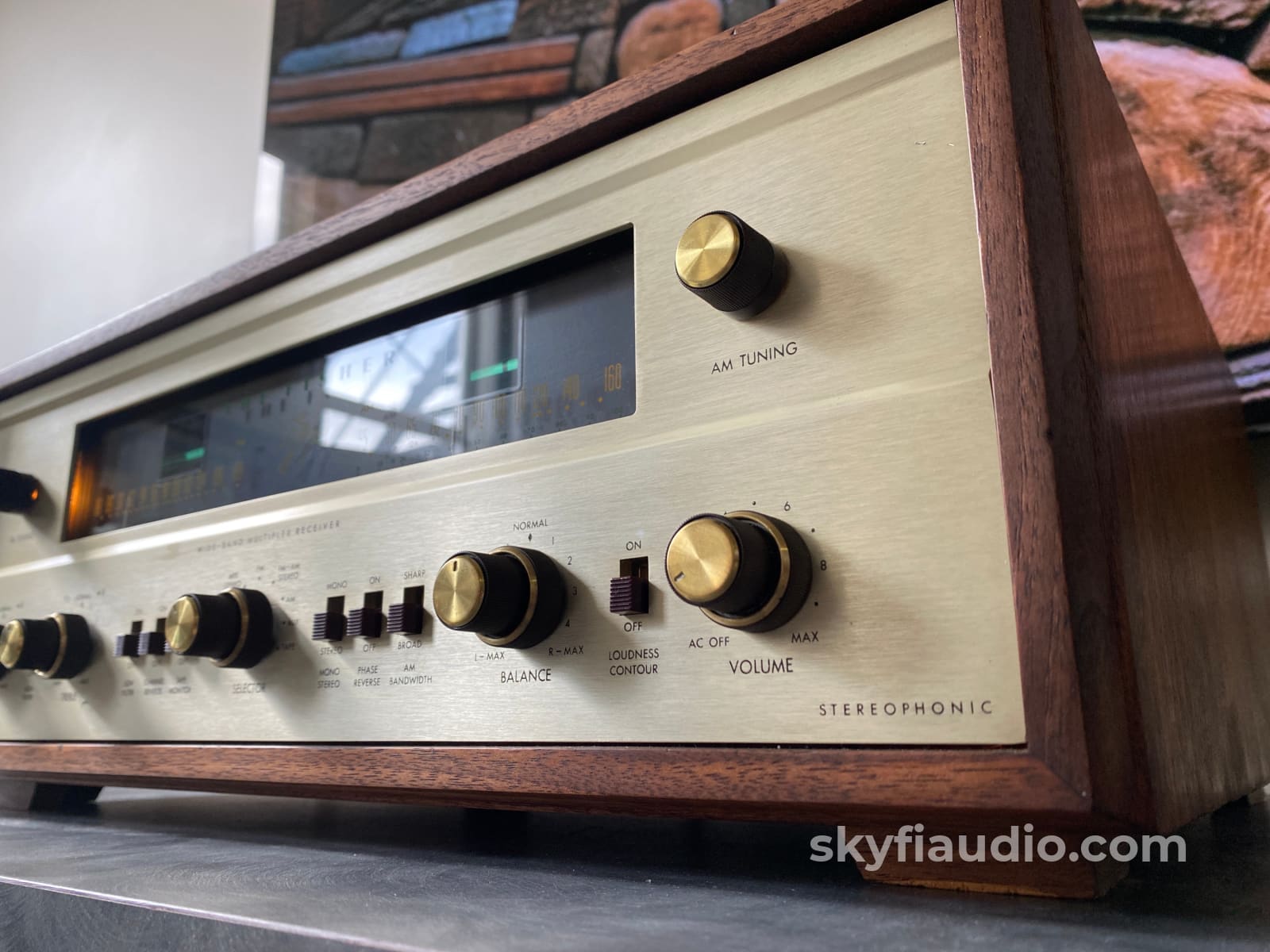 The Fisher 800-B - Fully Restored Am/Fm Tube Receiver Dual Magic Eyes! Integrated Amplifier