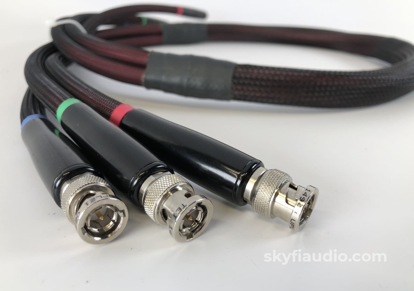 Transparent Cable - High Fidelity Rca To Bnc Component Video 4Ft Cables
