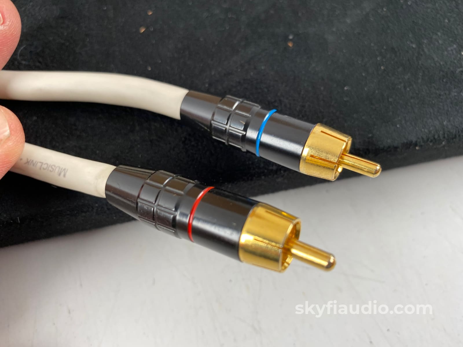 Transparent Musiclink Rca Interconnects (Pair) - 1M Cables