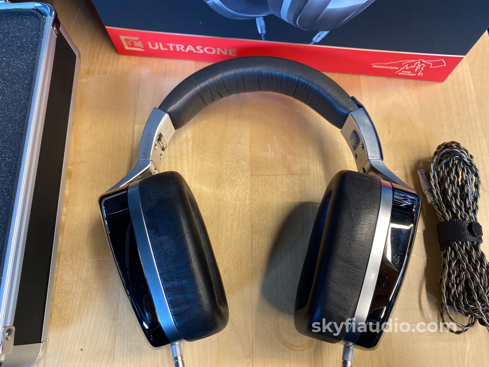 Ultrasone Edition 8 Ex Headphones Complete And Like New