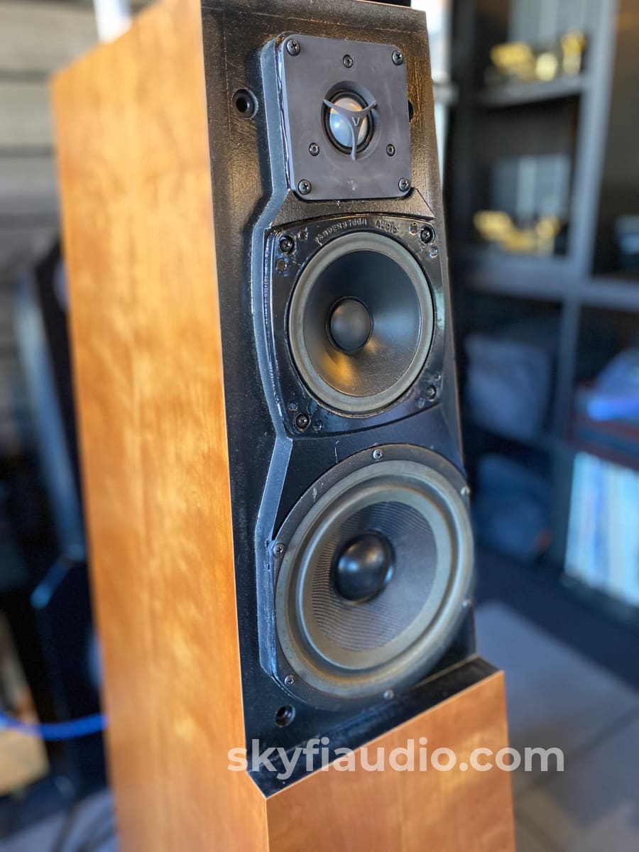 Vandersteen Audio Quatro Wood Speakers - Complete Set