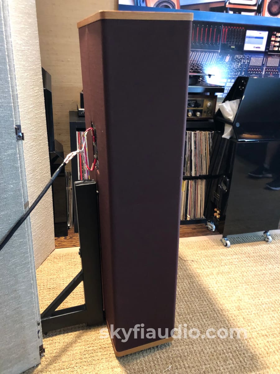 Vandersteen Model 3A Full Range Speakers With Sound Anchor Stands